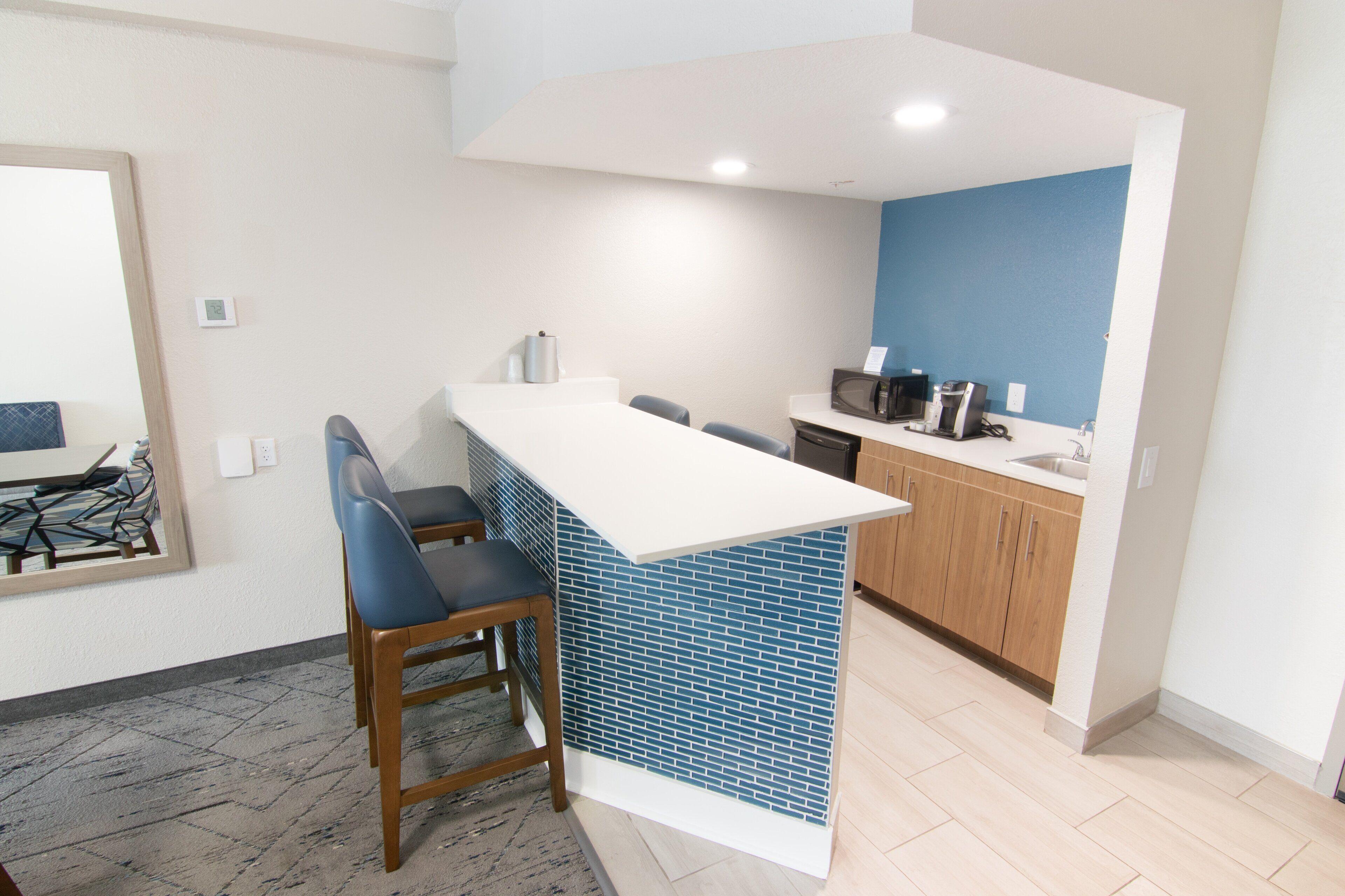 One-Bedroom Suite